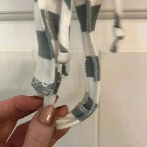 Stripe Bodysuit - Picture 5 of 8